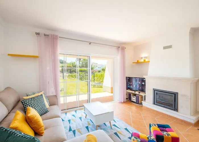 Дом отдыха Gale Sunbeach Village - Jardins Da Gale