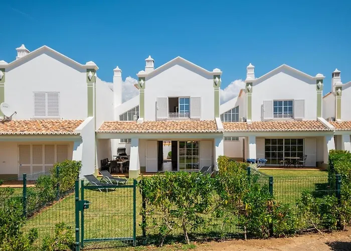 Casa de Férias Gale Sunbeach Village - Jardins Da Gale *